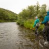 Fishpond Summit Sling Bag 2,0 - Gravel - Bild 5