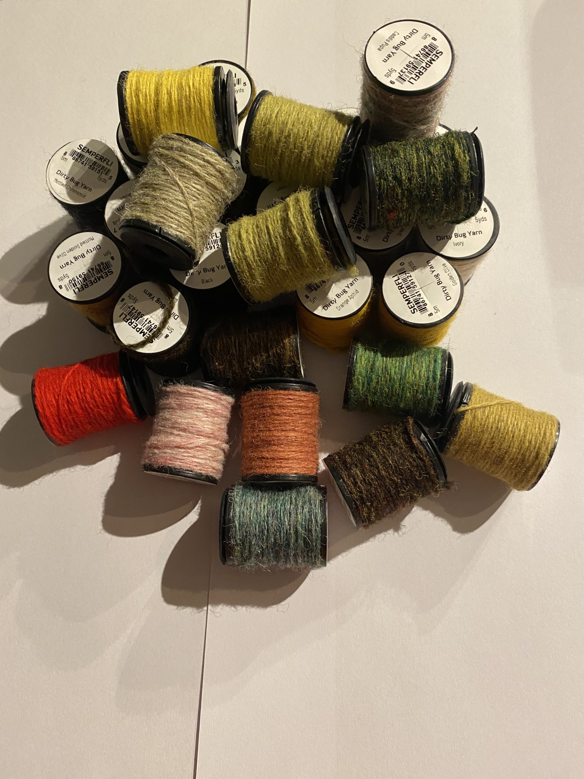 Semperfli Dirty Bug Yarn - Black